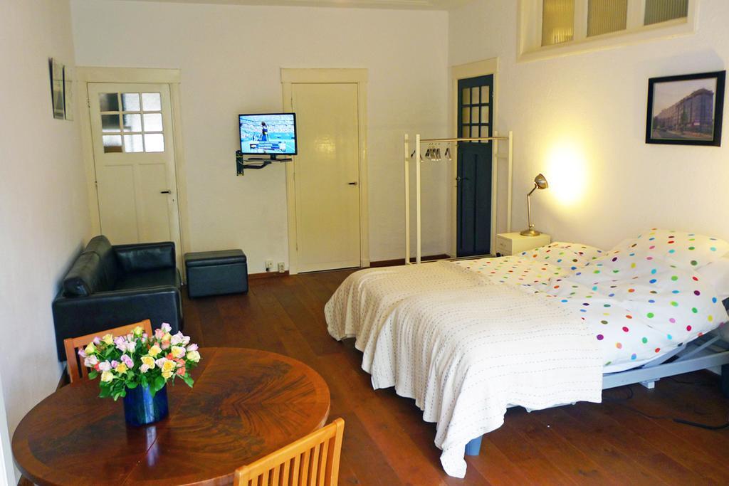 Bed & Breakfast Walenburg Bed & Breakfast Rotterdam Bagian luar foto